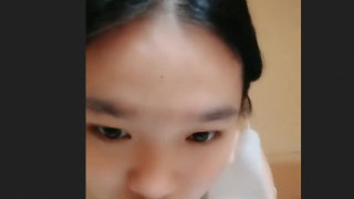 Dua ABG Pelajar Lagi Live Bikin Sex Oral