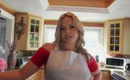 Tante Yang Sengaja Bikin Kontol Tegang